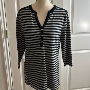 Women’s Michael Kors Navy/Grey Striped V-Neck Shirt Size Medium